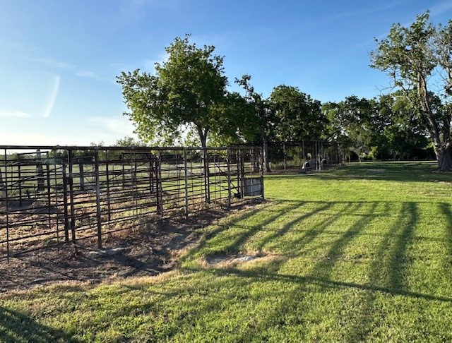 8695 N State Highway 71, El Campo, TX, 77437 | 61885674 | Realty Texas LLC