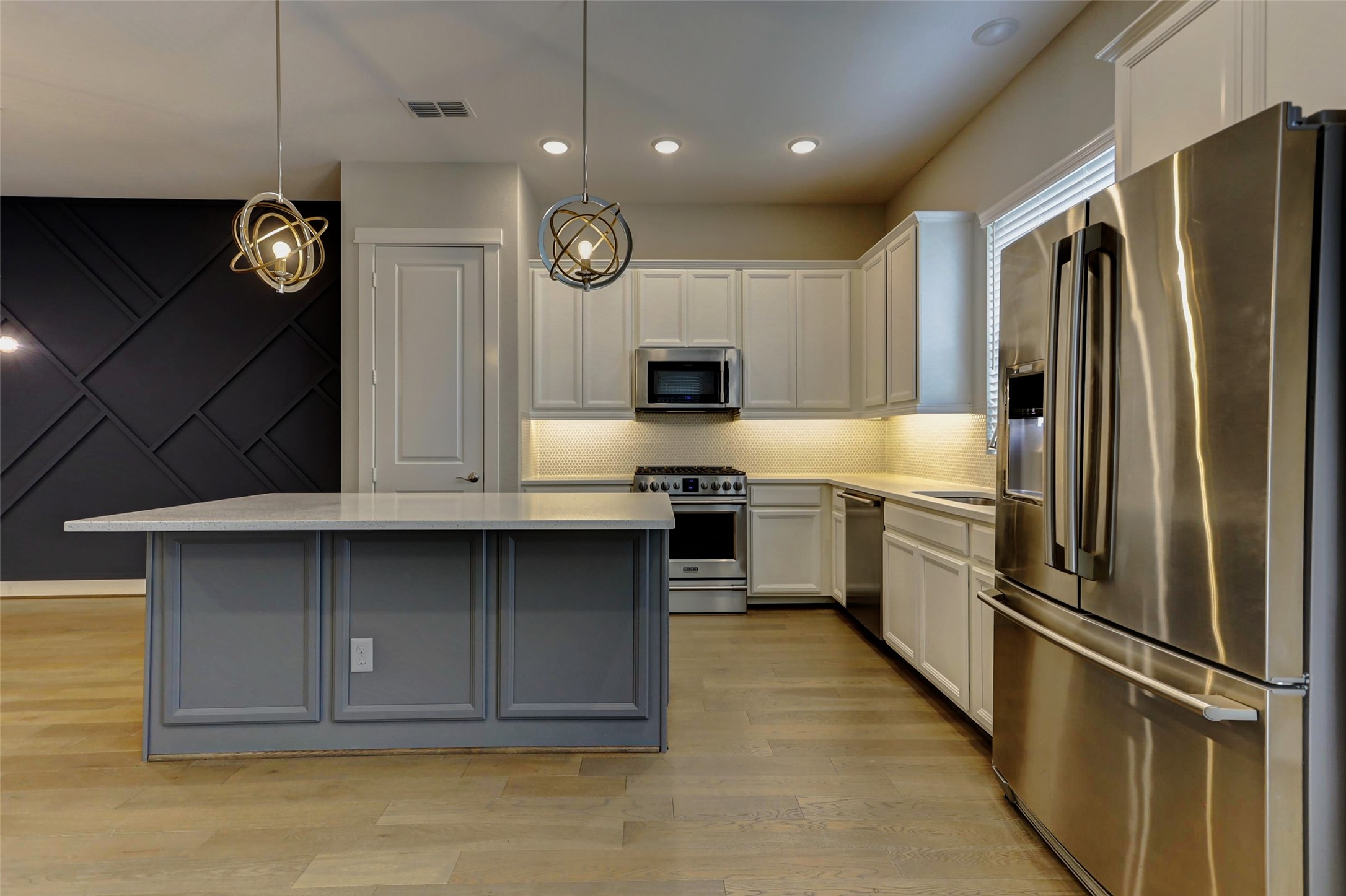 1519 Biondo Way , Houston, TX, 77008 | 54335138 | Realty Texas LLC