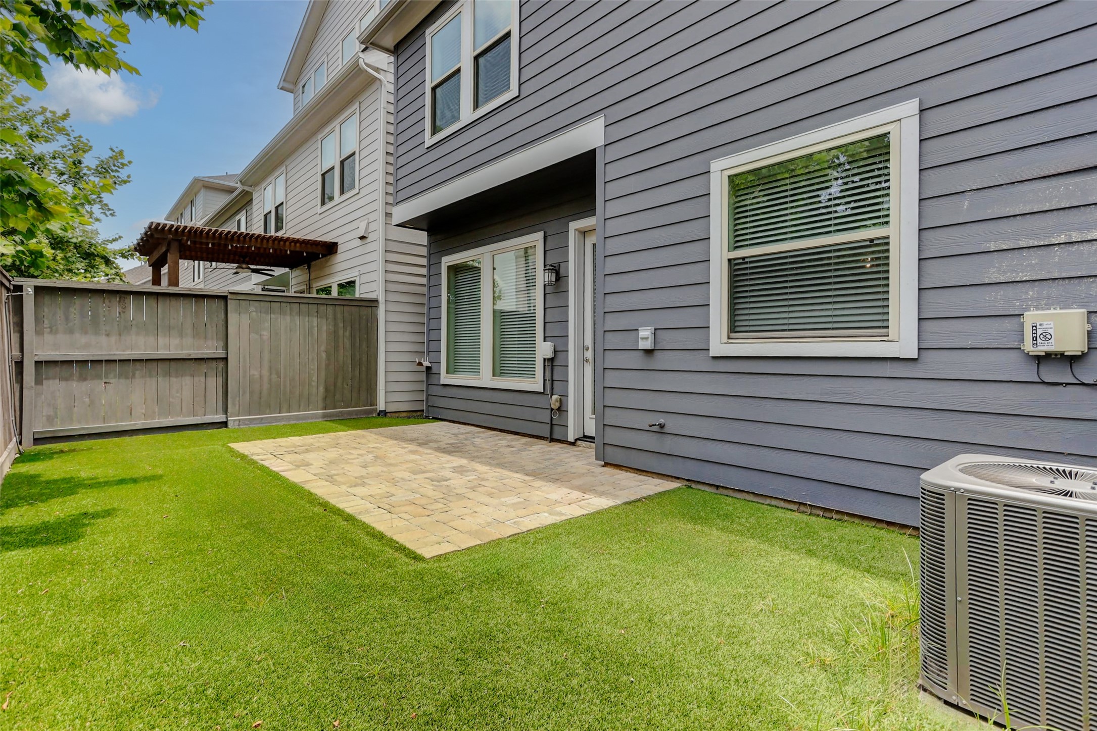 1519 Biondo Way , Houston, TX, 77008 | 54335138 | Realty Texas LLC