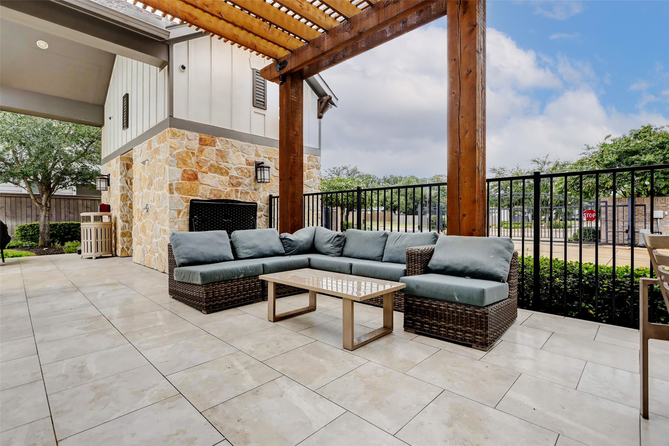1519 Biondo Way , Houston, TX, 77008 | 54335138 | Realty Texas LLC