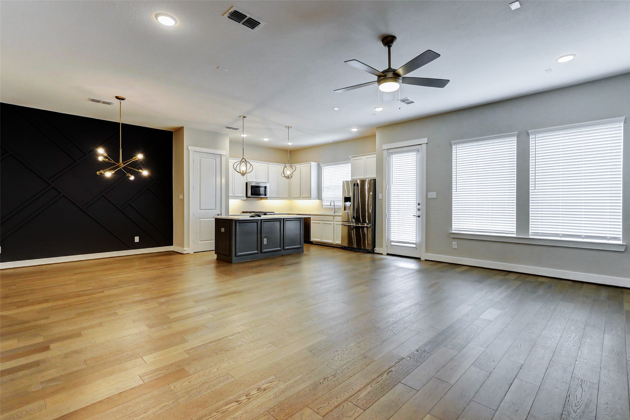 1519 Biondo Way , Houston, TX, 77008 | 54335138 | Realty Texas LLC