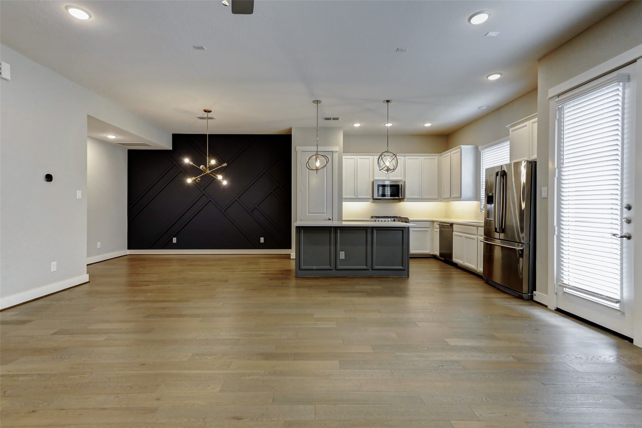 1519 Biondo Way , Houston, TX, 77008 | 54335138 | Realty Texas LLC