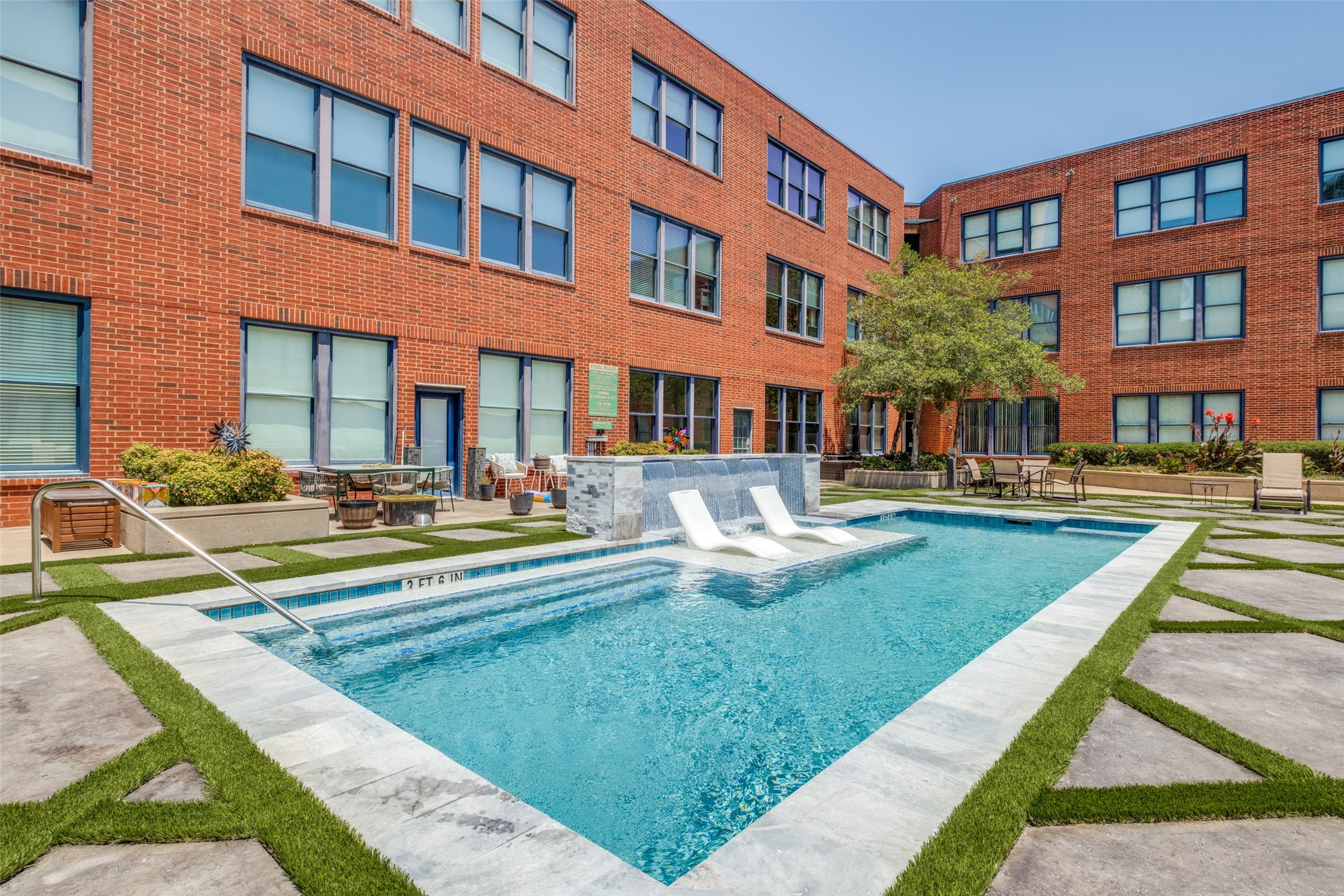 2502 Live Oak Street 322, Dallas, TX, 75204 | 20962075 | Realty Texas LLC