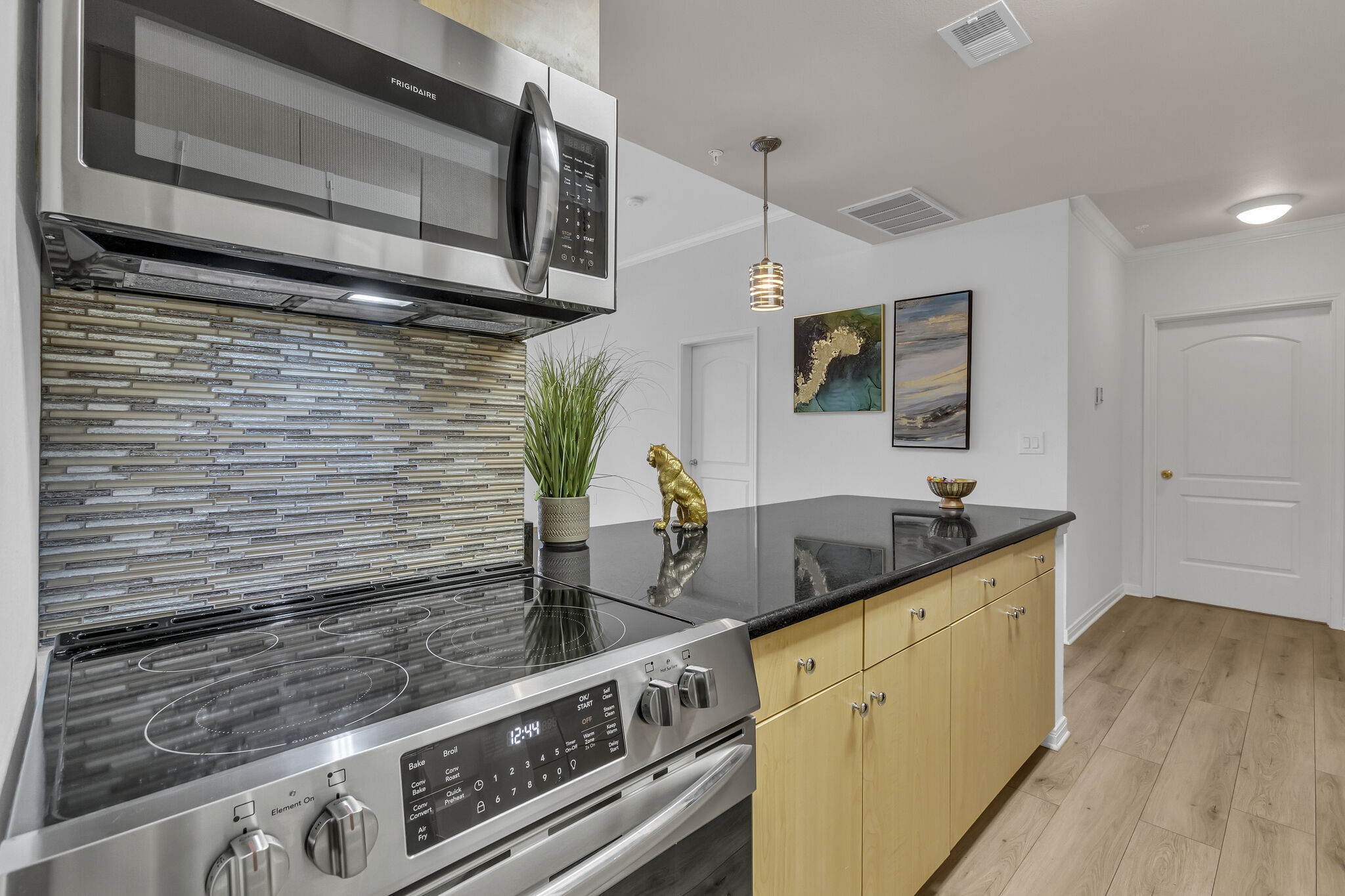 3225 Turtle Creek Boulevard 204, Dallas, TX, 75219 | 20962093 | Realty Texas LLC