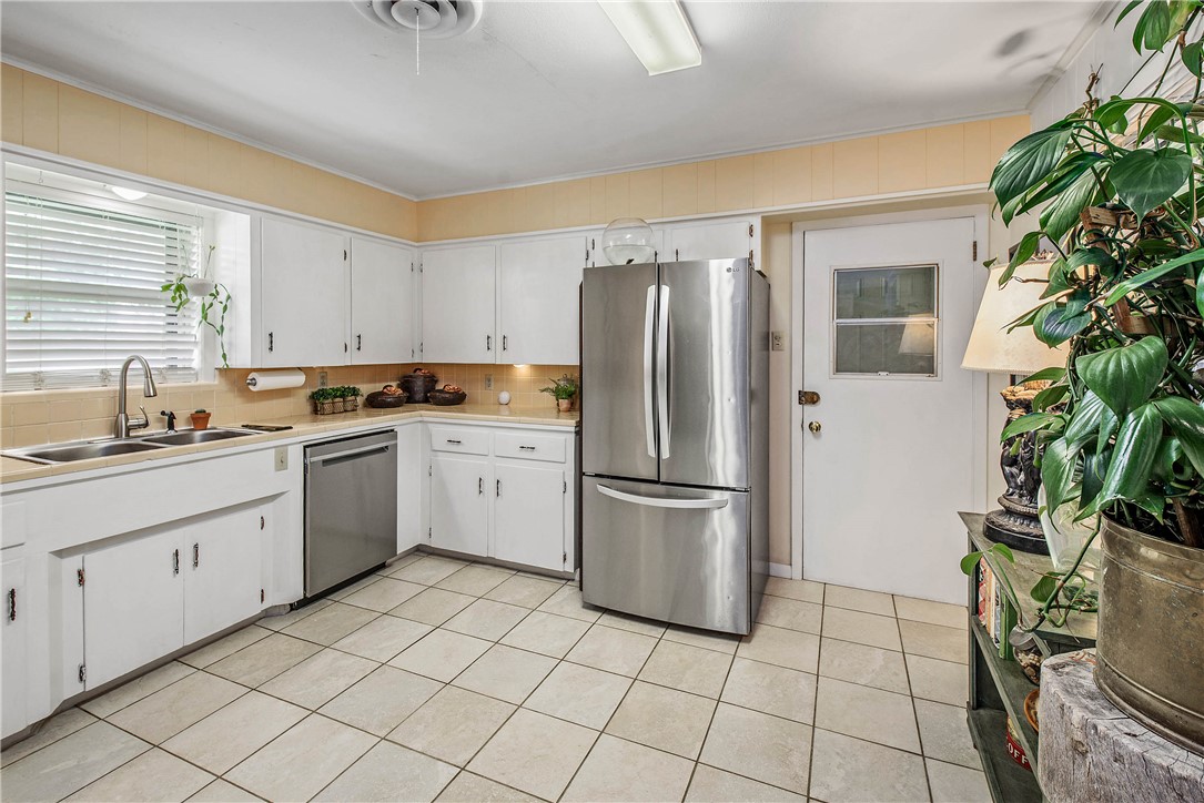 905 Jane Lane , Bryan, TX, 77802 | 25006527 | Realty Texas LLC