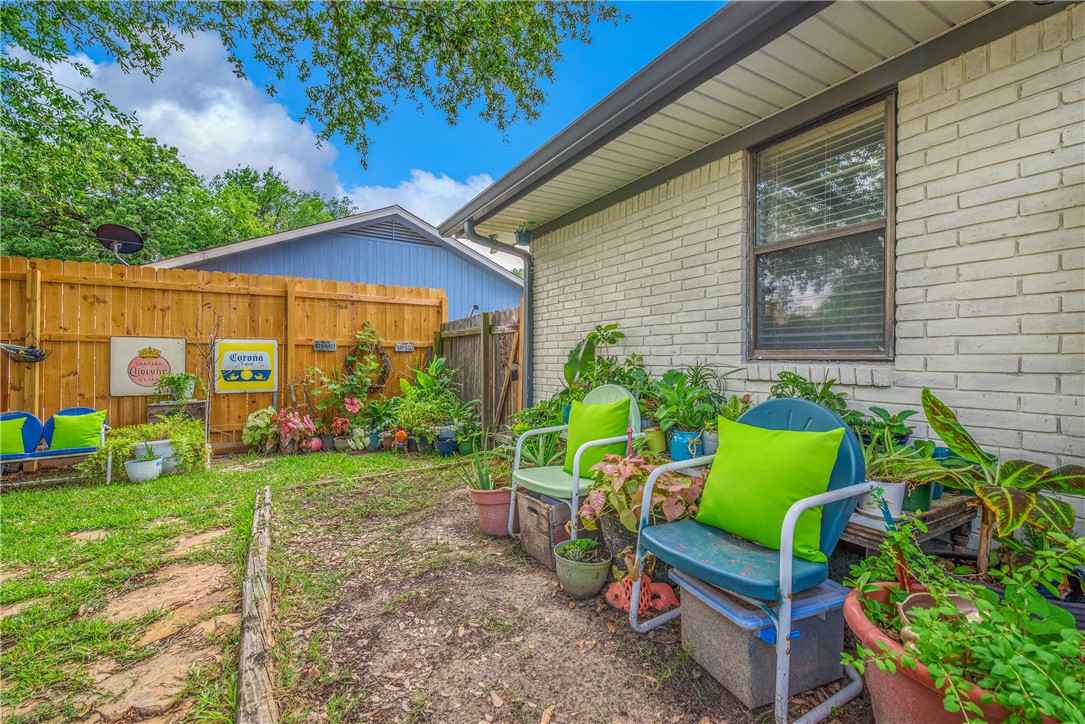 905 Jane Lane , Bryan, TX, 77802 | 25006527 | Realty Texas LLC