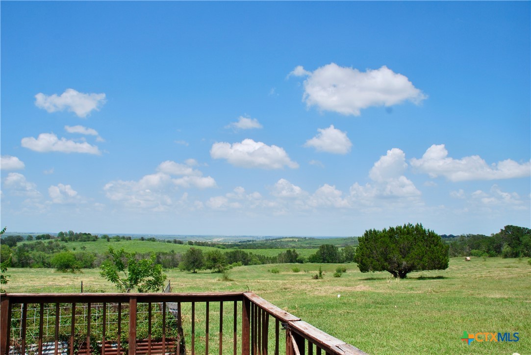 2725 Old Lehmann Road, Kingsbury, TX, 78638 | 582563 | Realty Texas LLC