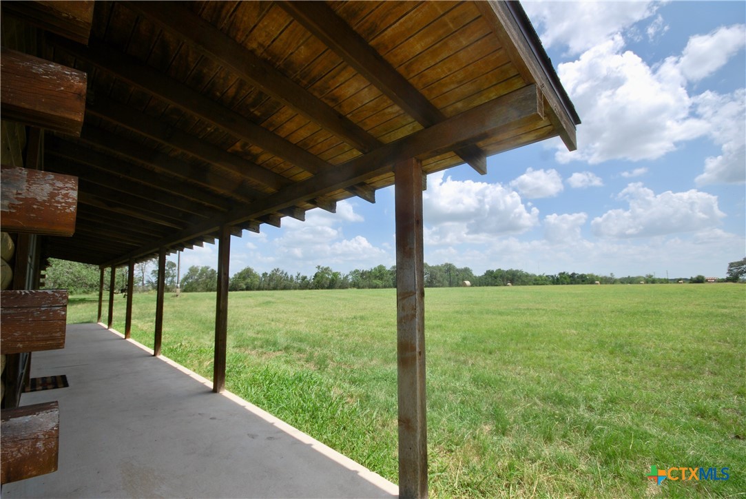 2725 Old Lehmann Road, Kingsbury, TX, 78638 | 582563 | Realty Texas LLC