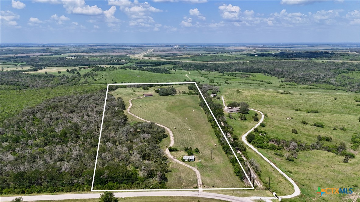 2725 Old Lehmann Road, Kingsbury, TX, 78638 | 582563 | Realty Texas LLC
