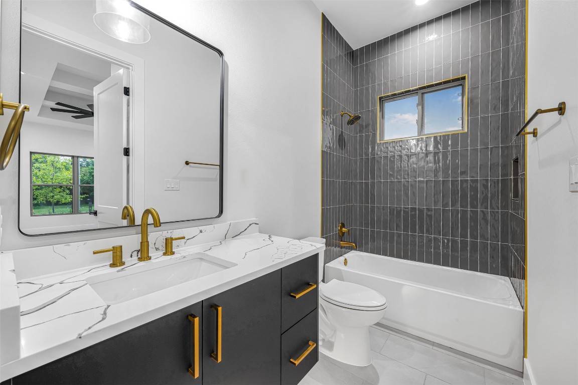 303 W Lane Avenue, Manor, TX, 78653 | 8245331 | Realty Texas LLC