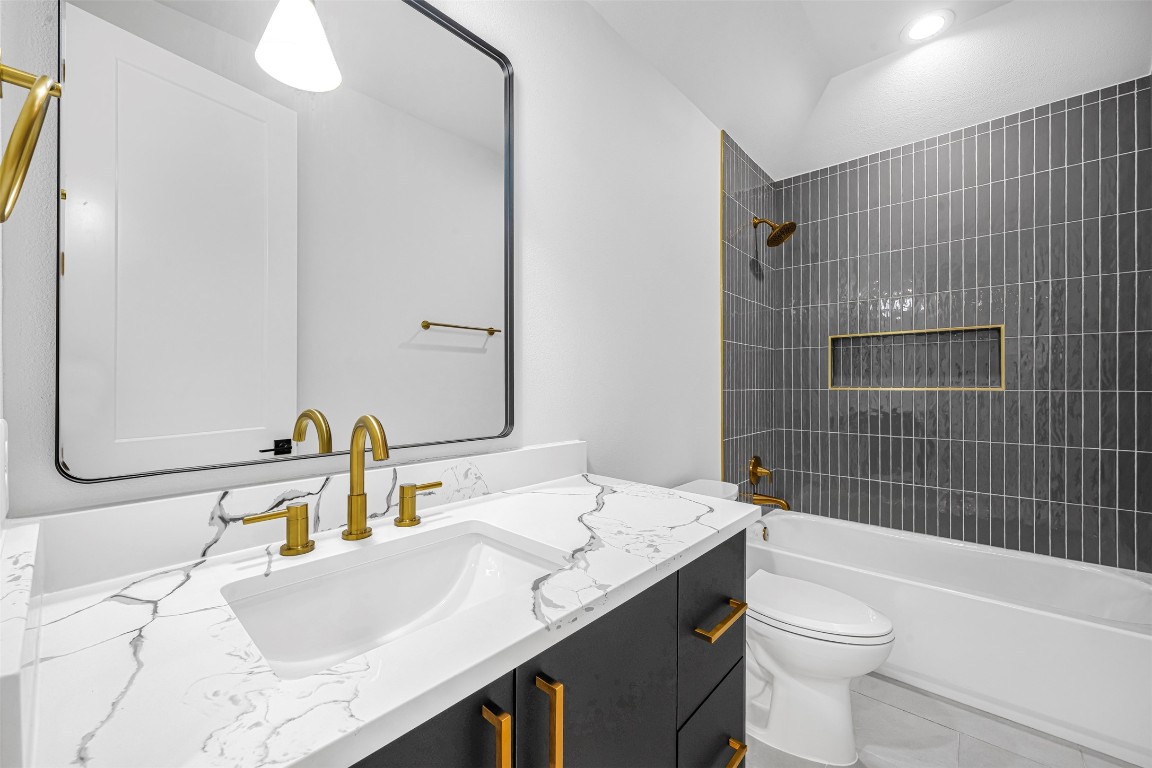 303 W Lane Avenue, Manor, TX, 78653 | 8245331 | Realty Texas LLC