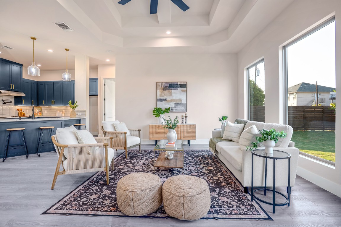 303 W Lane Avenue, Manor, TX, 78653 | 8245331 | Realty Texas LLC