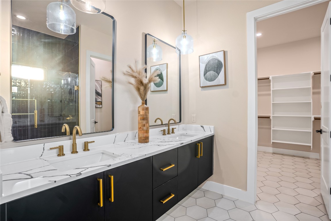 303 W Lane Avenue, Manor, TX, 78653 | 8245331 | Realty Texas LLC