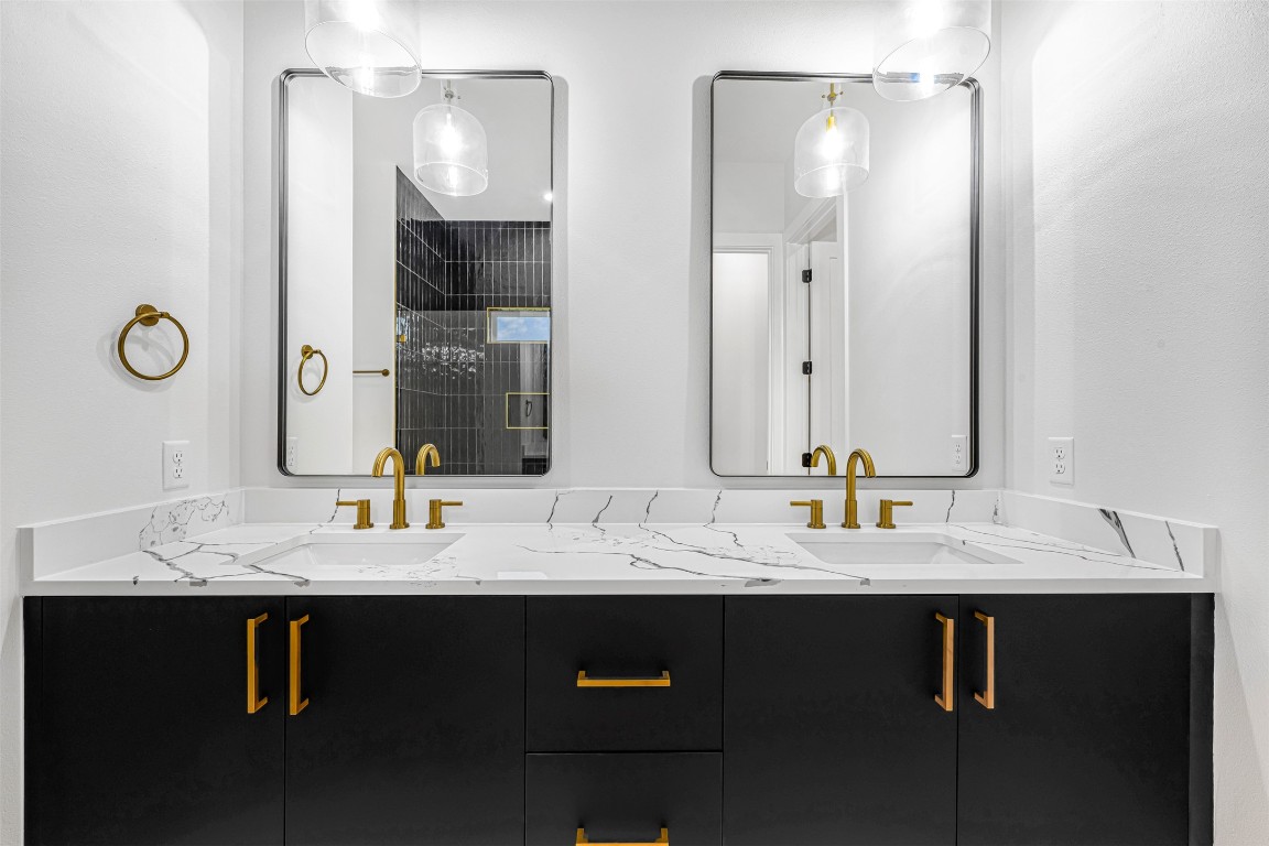 303 W Lane Avenue, Manor, TX, 78653 | 8245331 | Realty Texas LLC