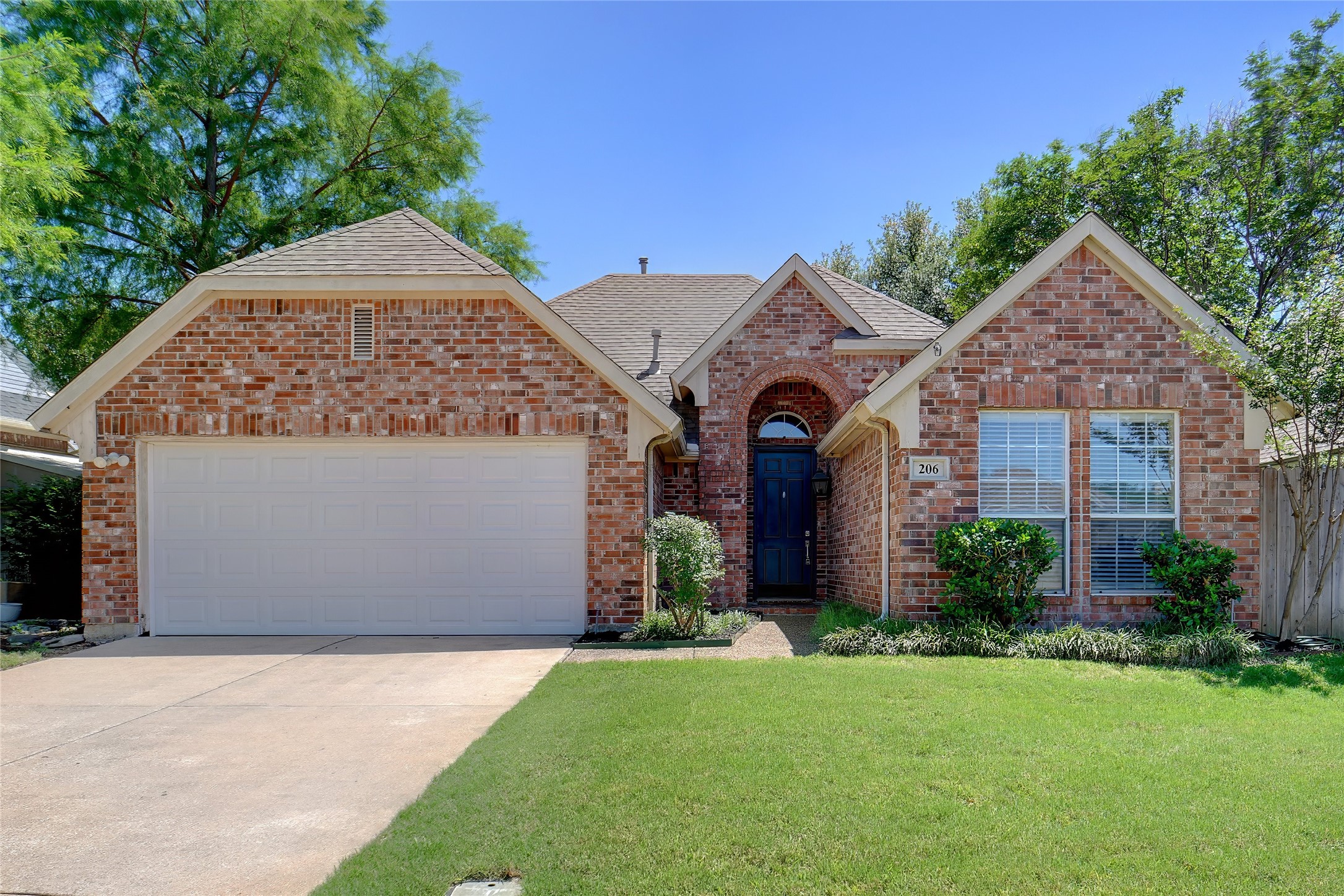 206 Arbor Park Drive , Euless, TX, 76039 | 20962758 | Realty Texas LLC
