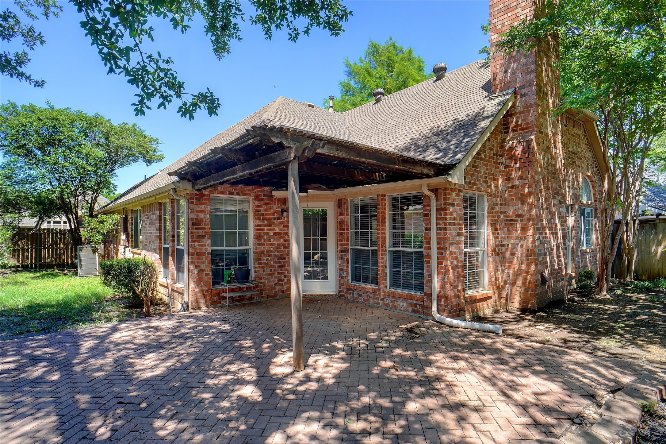 206 Arbor Park Drive , Euless, TX, 76039 | 20962758 | Realty Texas LLC