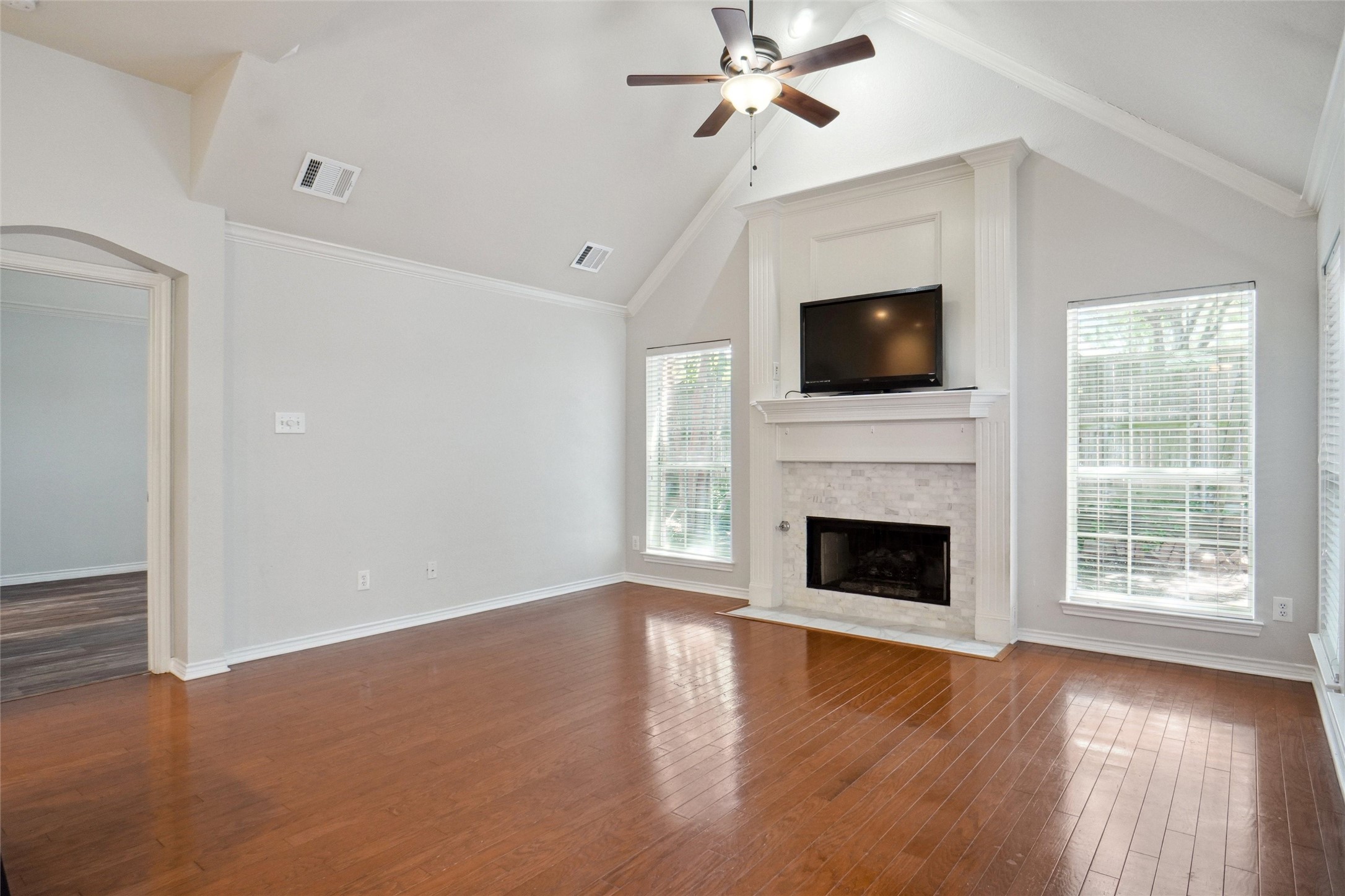 206 Arbor Park Drive , Euless, TX, 76039 | 20962758 | Realty Texas LLC