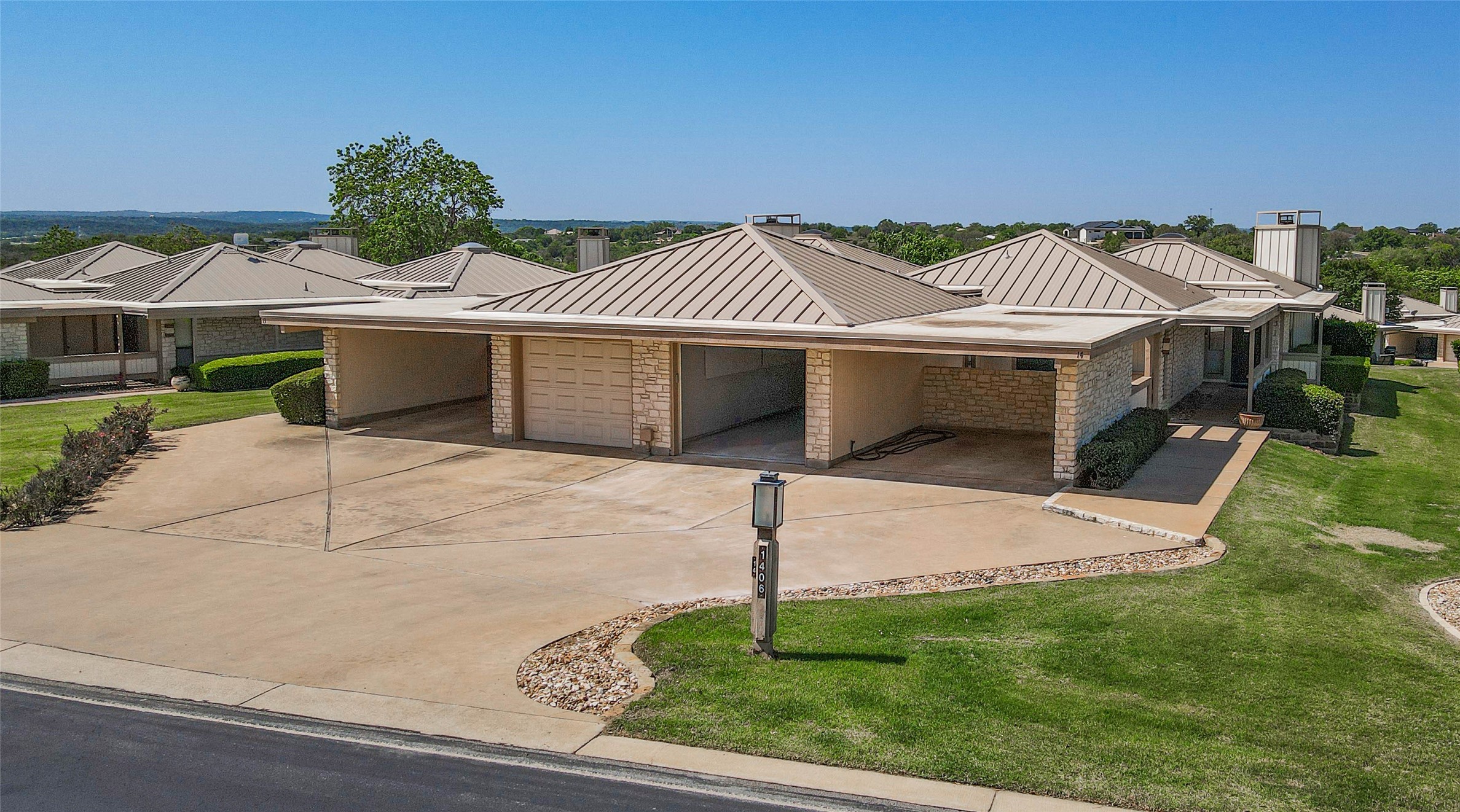 1406 Broken Hills 14, Horseshoe Bay, TX, 78657 | 90077933 | Realty Texas LLC