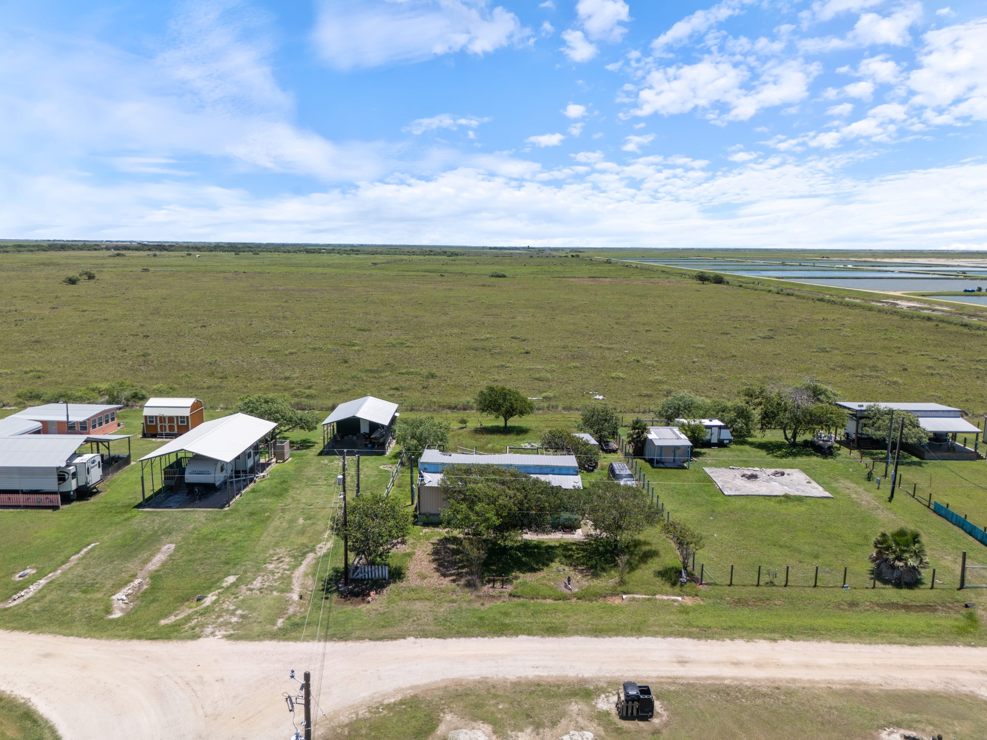 127 Oarfish Drive, Palacios, TX, 77465 | 62128602 | Realty Texas LLC