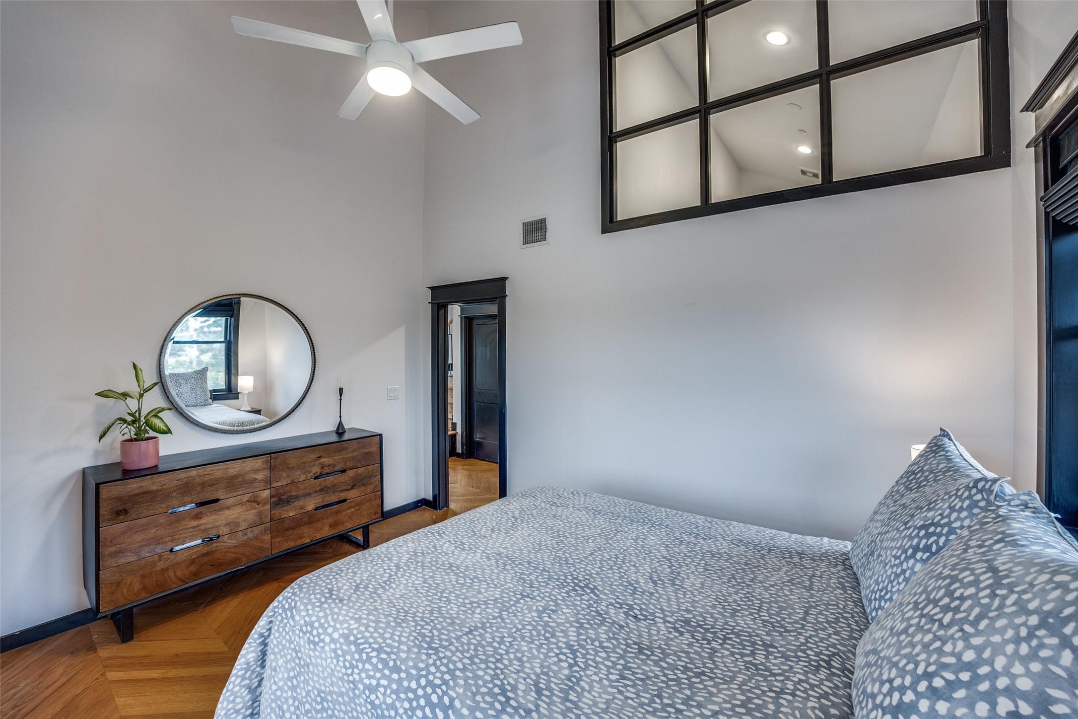 1038 Kings Highway 4 , Dallas, TX, 75208 | 20962654 | Realty Texas LLC