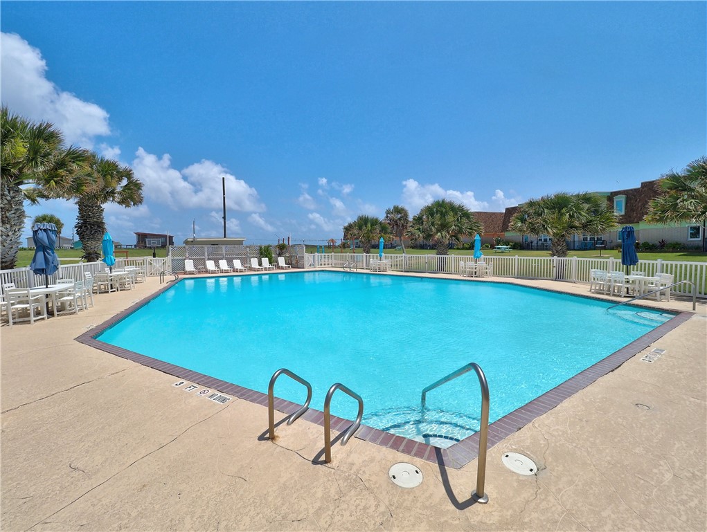 700 Island Retreat 37, Port Aransas, TX, 78373 | 459897 | Realty Texas LLC