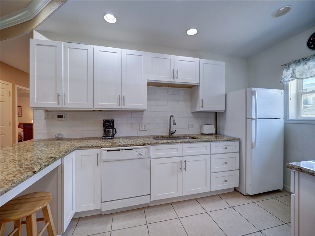 700 Island Retreat 37, Port Aransas, TX, 78373 | 459897 | Realty Texas LLC
