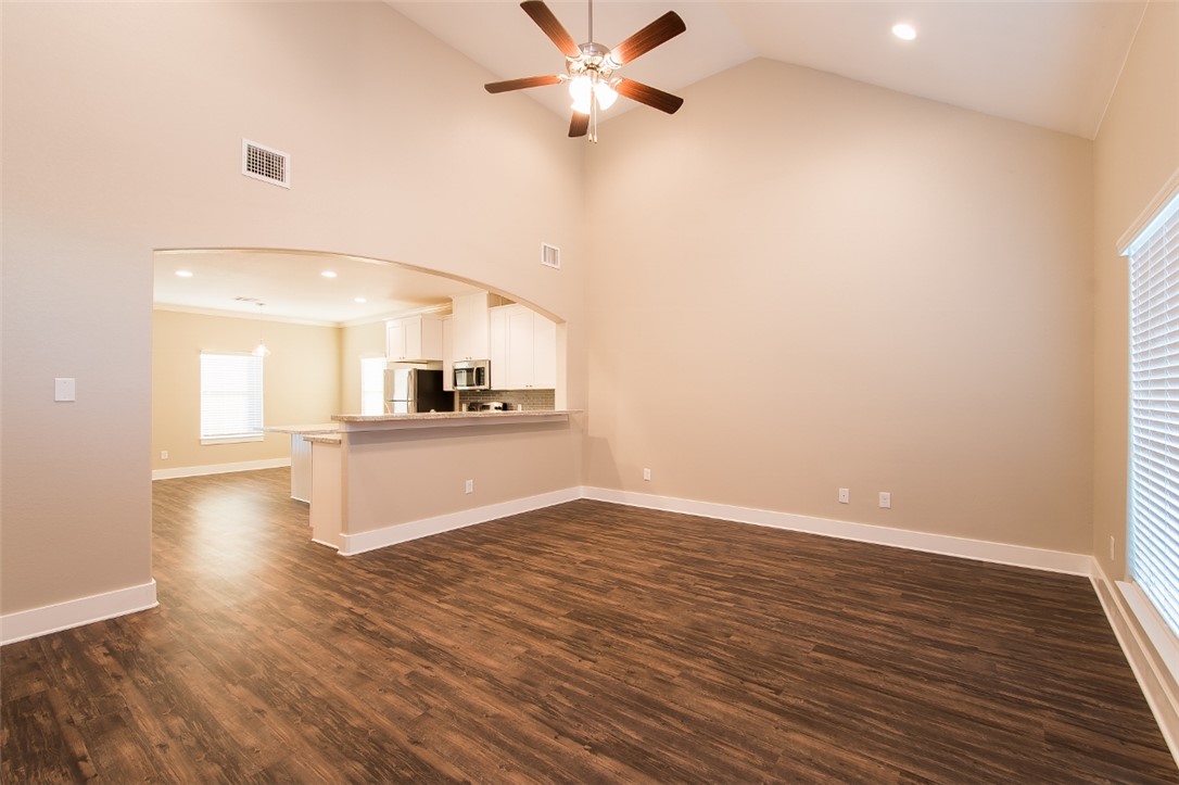 204 Howdy Court, Bryan, TX, 77801 | 25006720 | Realty Texas LLC