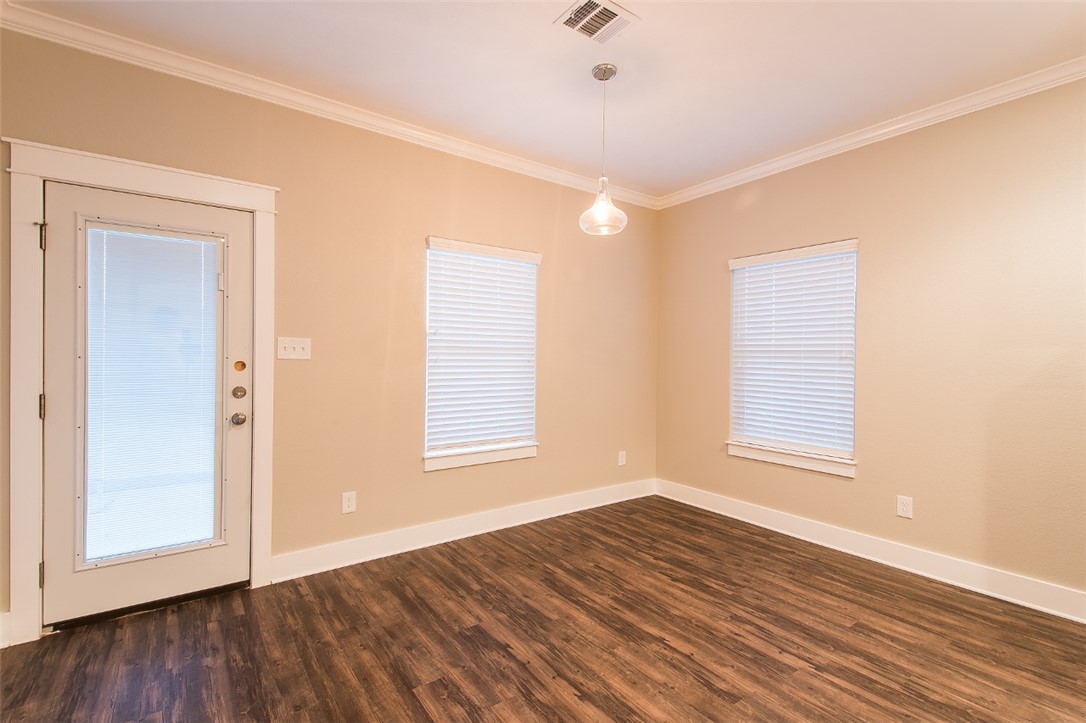 204 Howdy Court, Bryan, TX, 77801 | 25006720 | Realty Texas LLC
