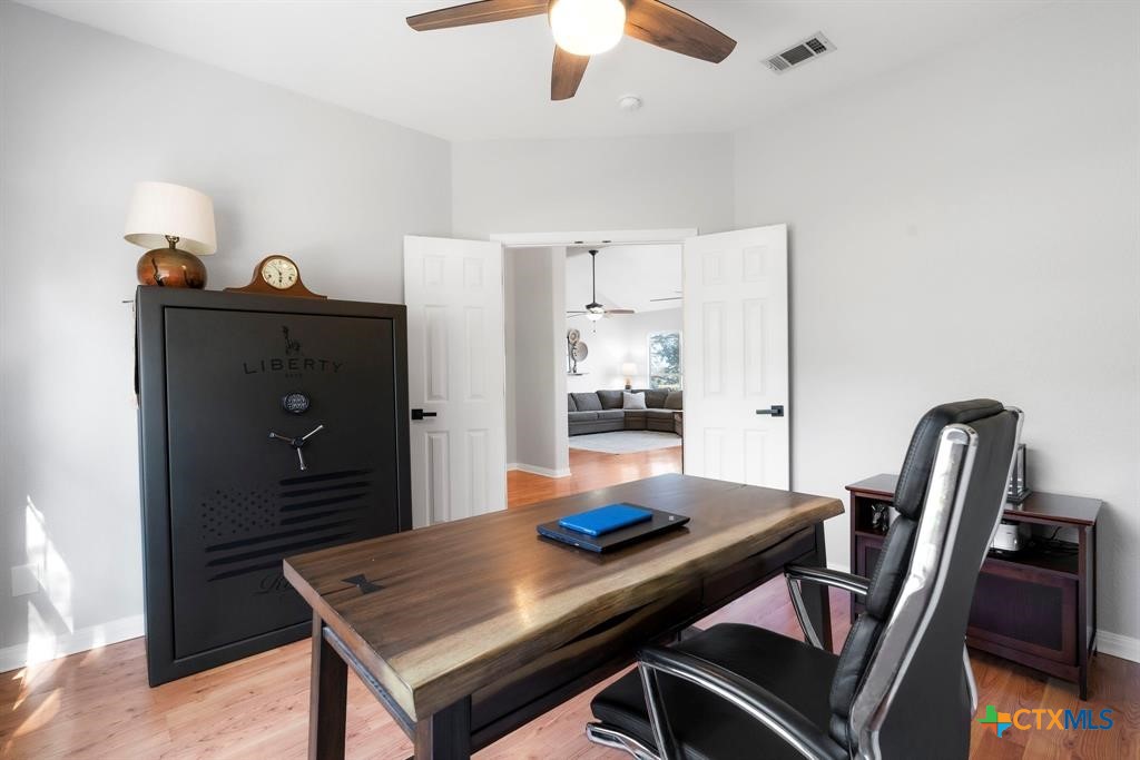 10306 Vance Circle Road, Jonestown, TX, 78645 | 582721 | Realty Texas LLC