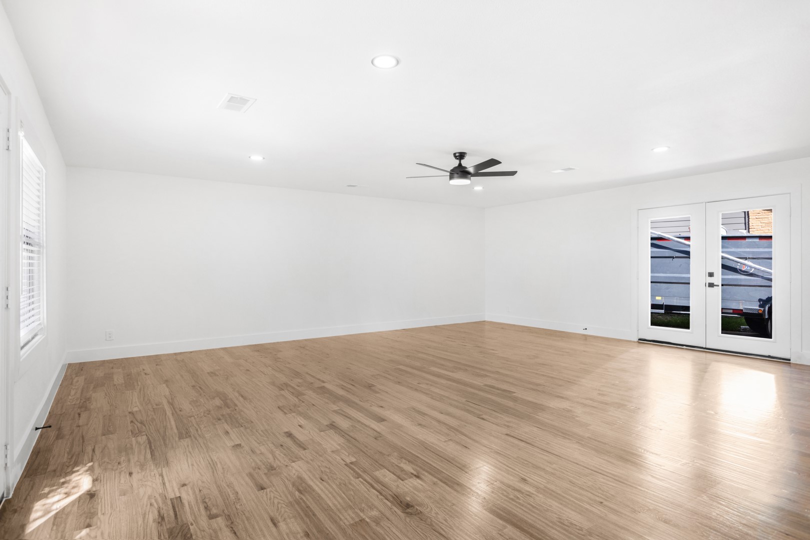 1122 Edwards Court S , Irving, TX, 75062 | 20963656 | Realty Texas LLC