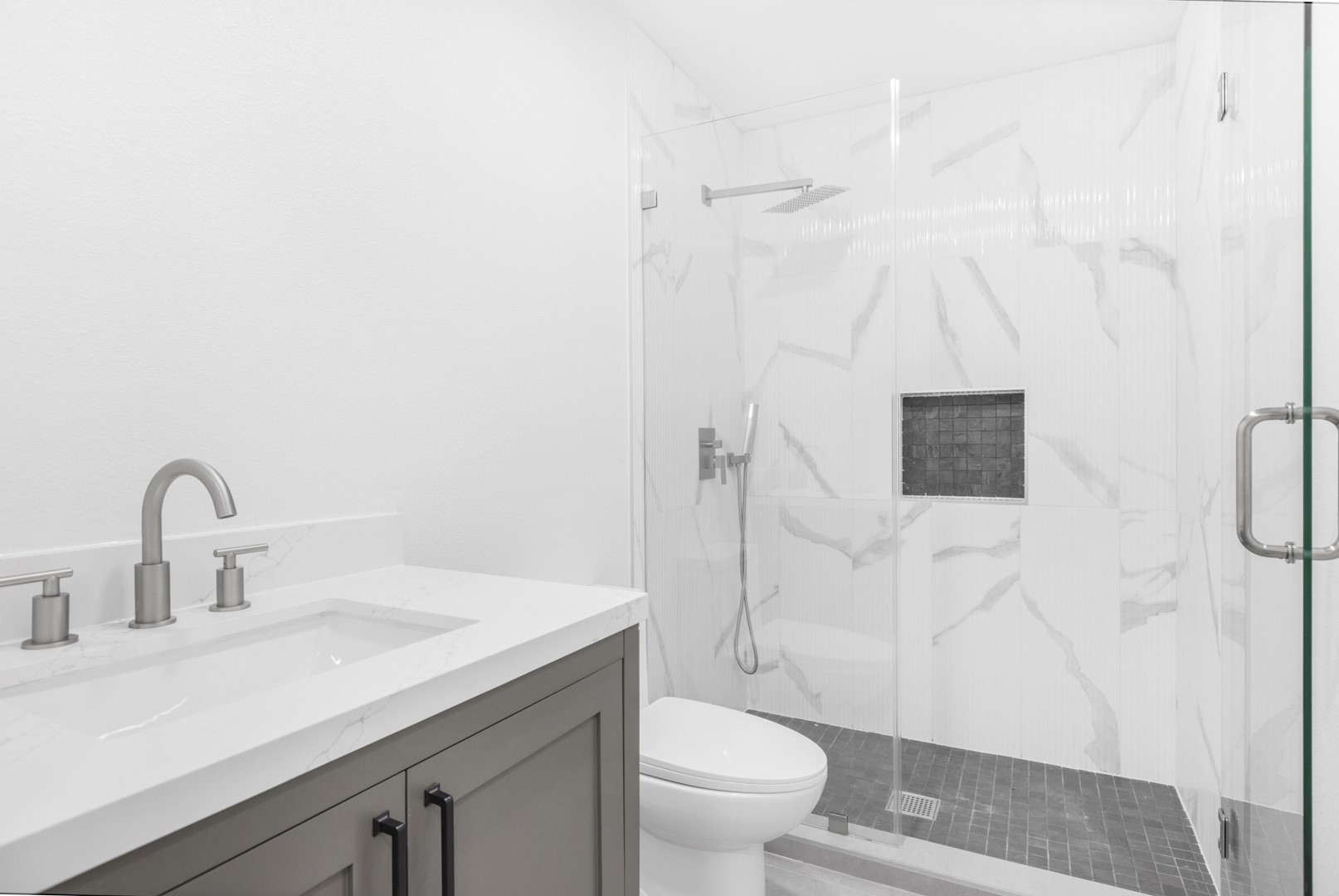 1122 Edwards Court S , Irving, TX, 75062 | 20963656 | Realty Texas LLC