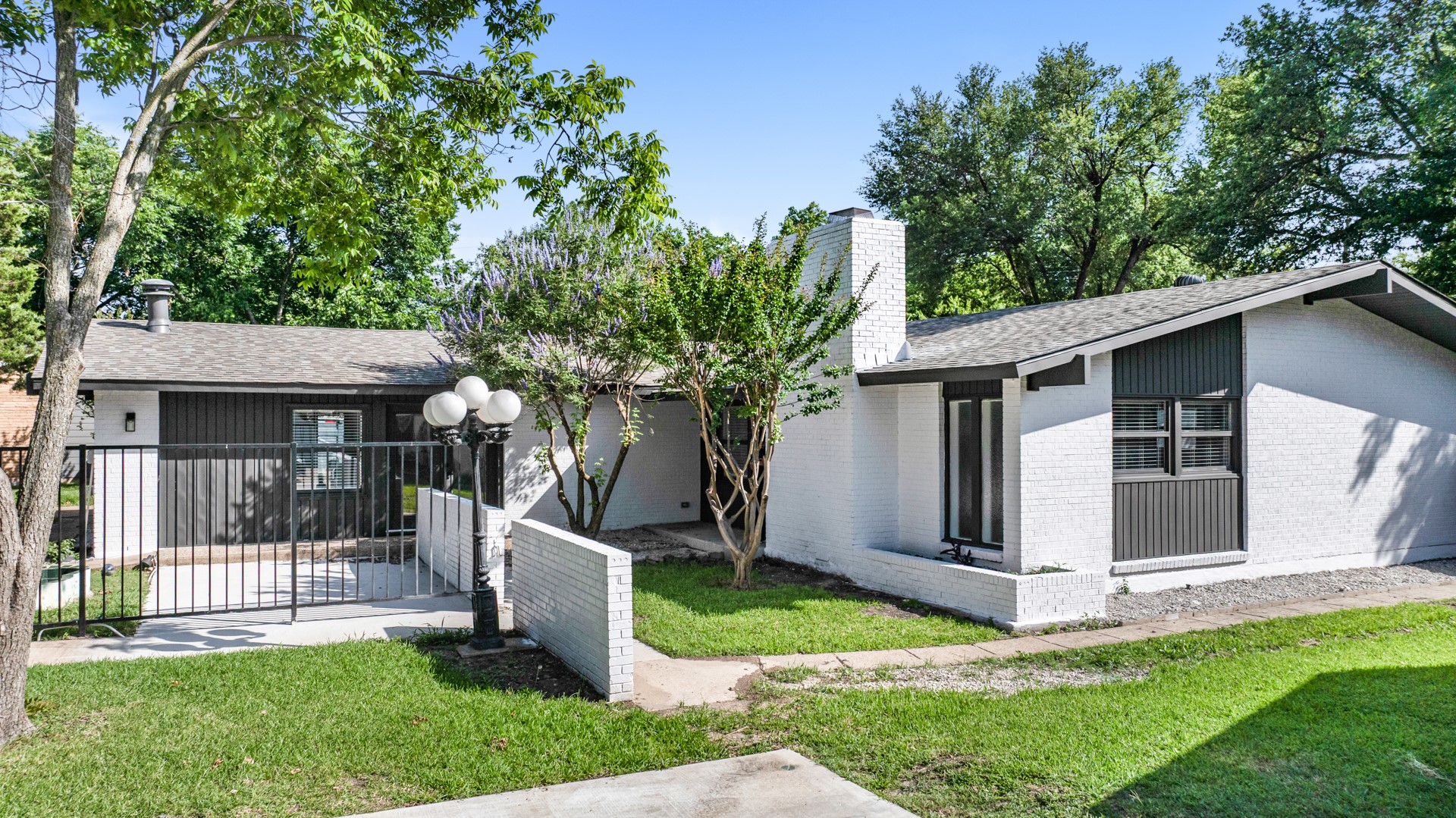 1122 Edwards Court S , Irving, TX, 75062 | 20963656 | Realty Texas LLC