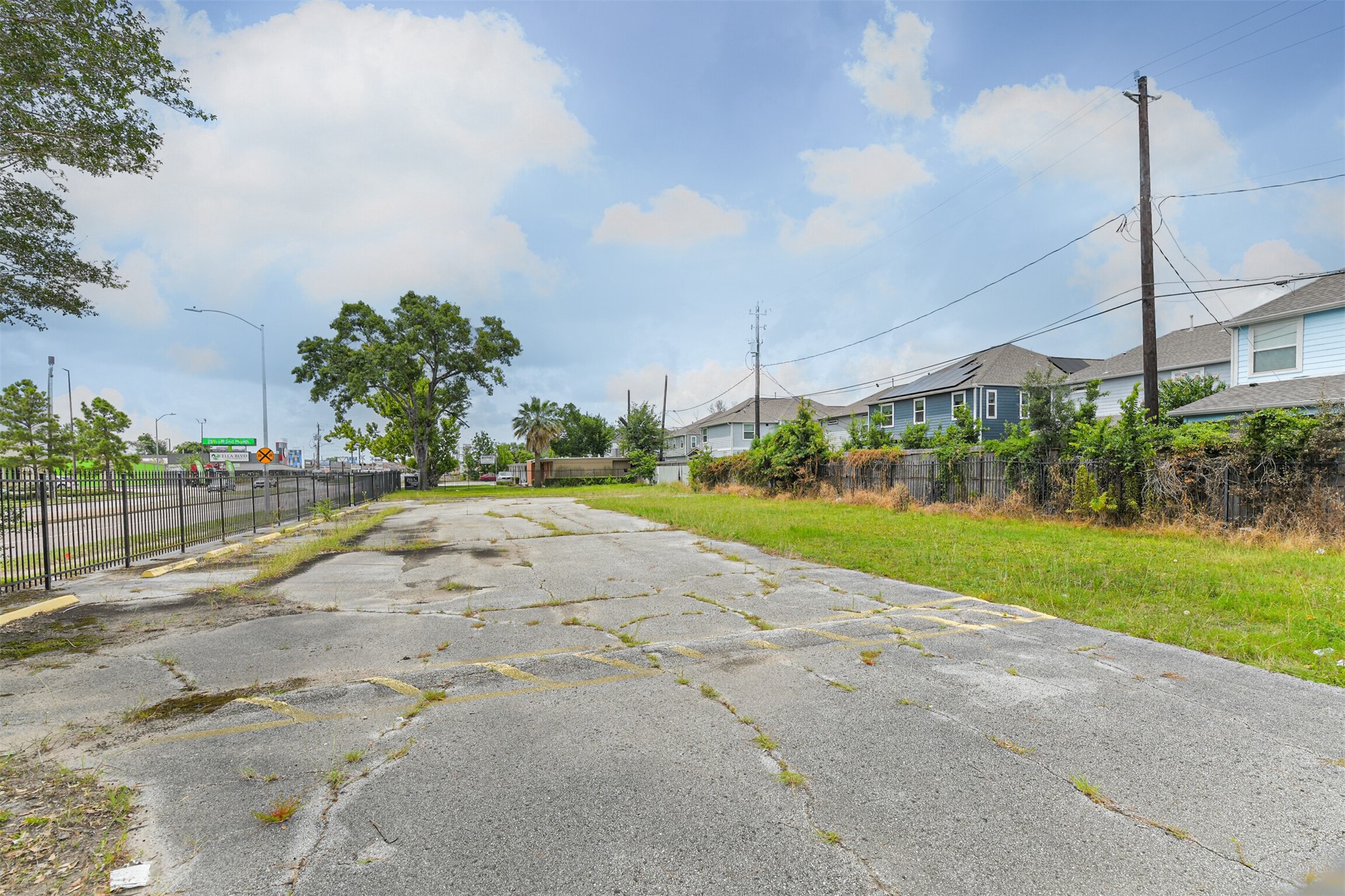 3527 Ella Boulevard, Houston, TX, 77018 | 23112250 | Realty Texas LLC