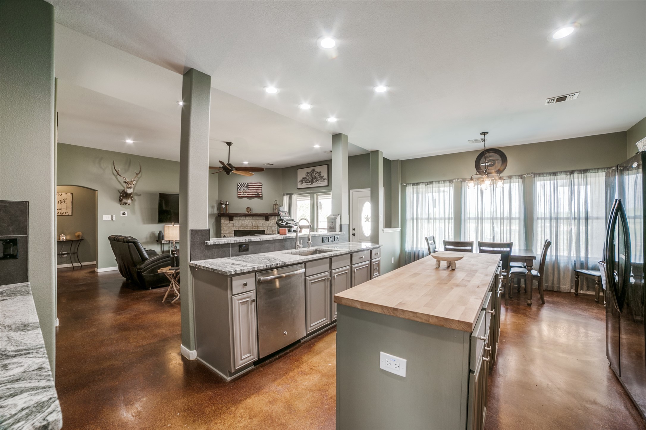 2259 County Road 325, Sabinal, TX, 78881 | 27525820 | Realty Texas LLC