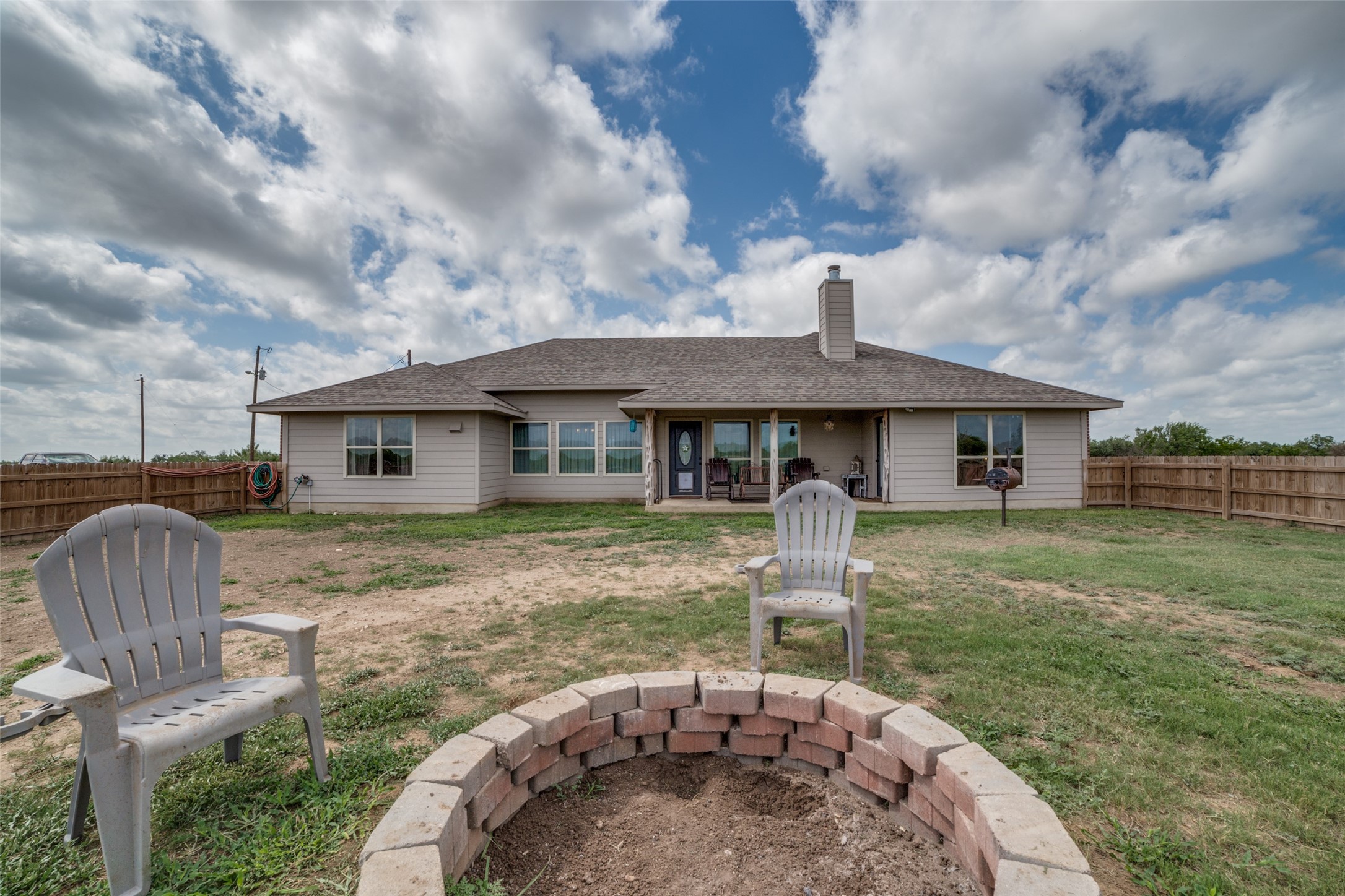 2259 County Road 325, Sabinal, TX, 78881 | 27525820 | Realty Texas LLC