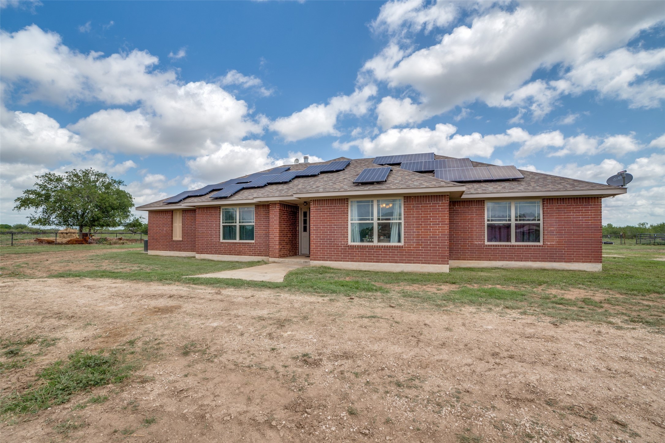 2259 County Road 325, Sabinal, TX, 78881 | 27525820 | Realty Texas LLC