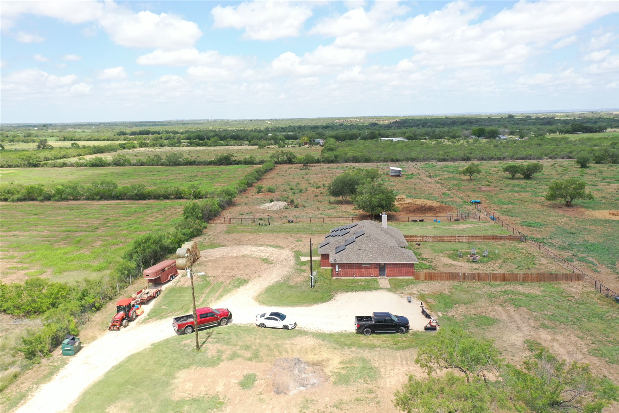 2259 County Road 325, Sabinal, TX, 78881 | 27525820 | Realty Texas LLC