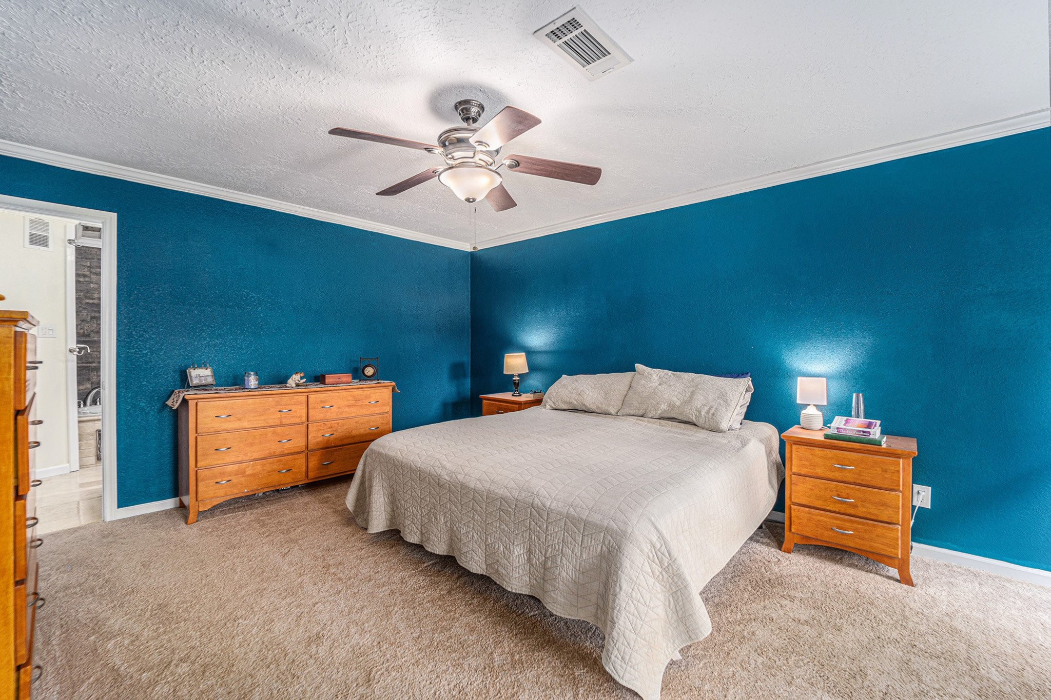 11607 Leaning Pine Drive , Houston, TX, 77070 | 5671730 | Realty Texas LLC