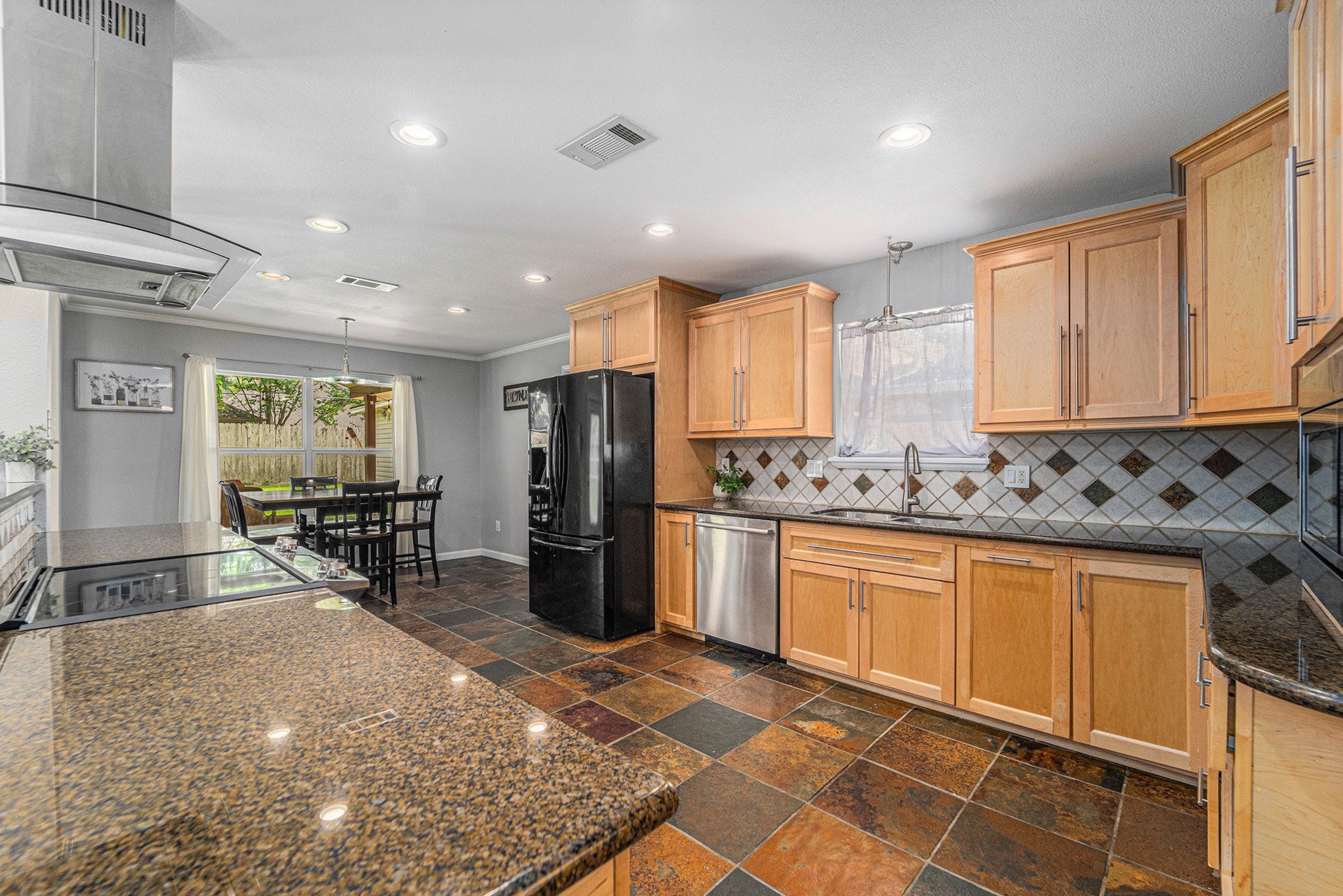 11607 Leaning Pine Drive , Houston, TX, 77070 | 5671730 | Realty Texas LLC
