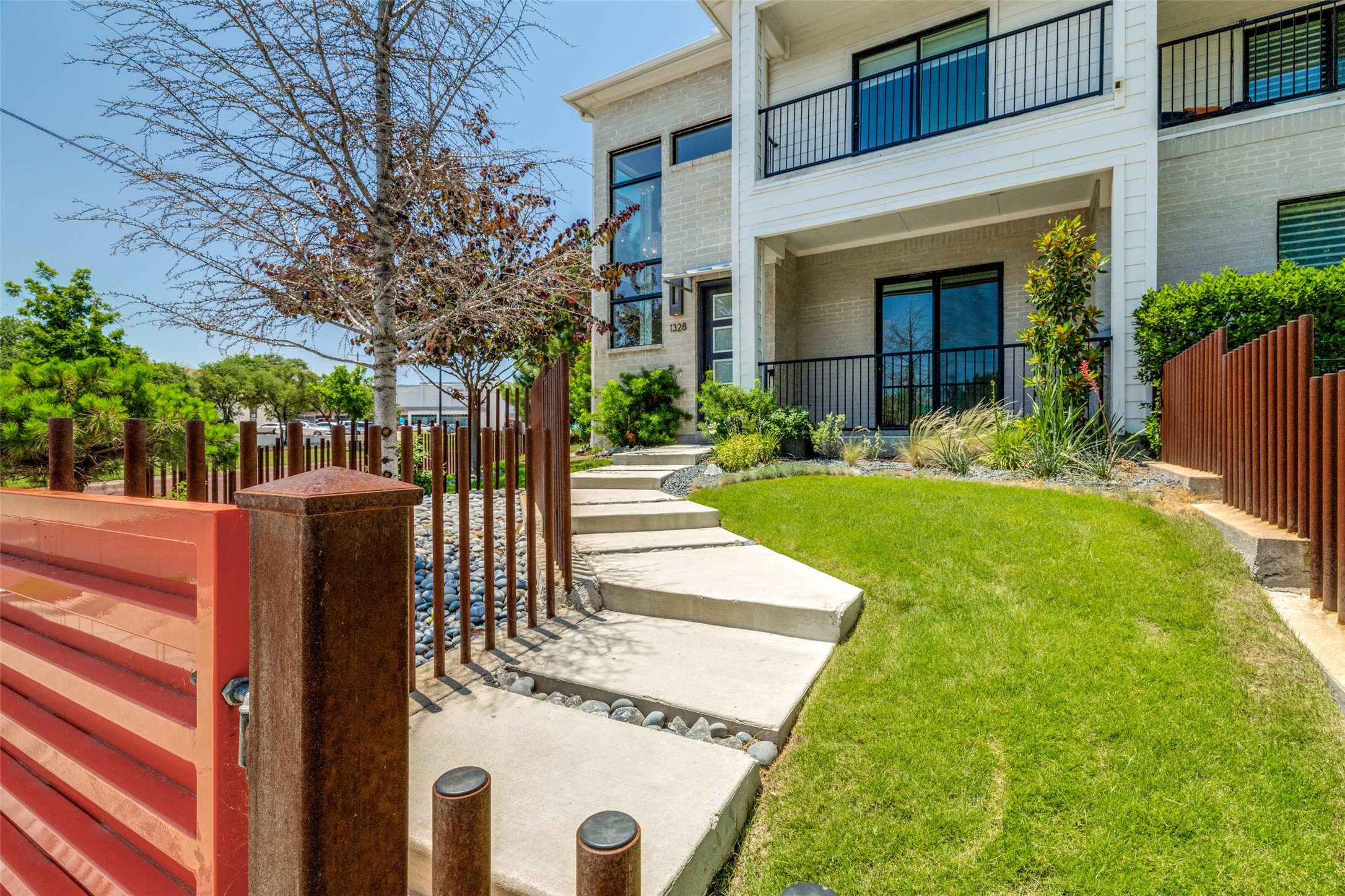 1328 Madeline Place B , Fort Worth, TX, 76107 | 20964199 | Realty Texas LLC