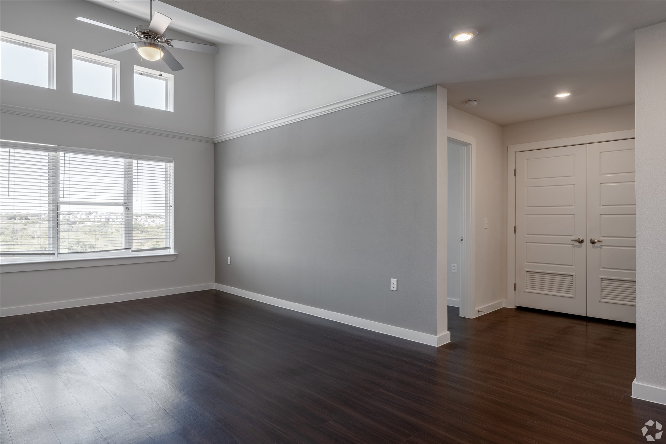2401 E Oltorf Street 170, Austin, TX, 78741 | 79316709 | Realty Texas LLC