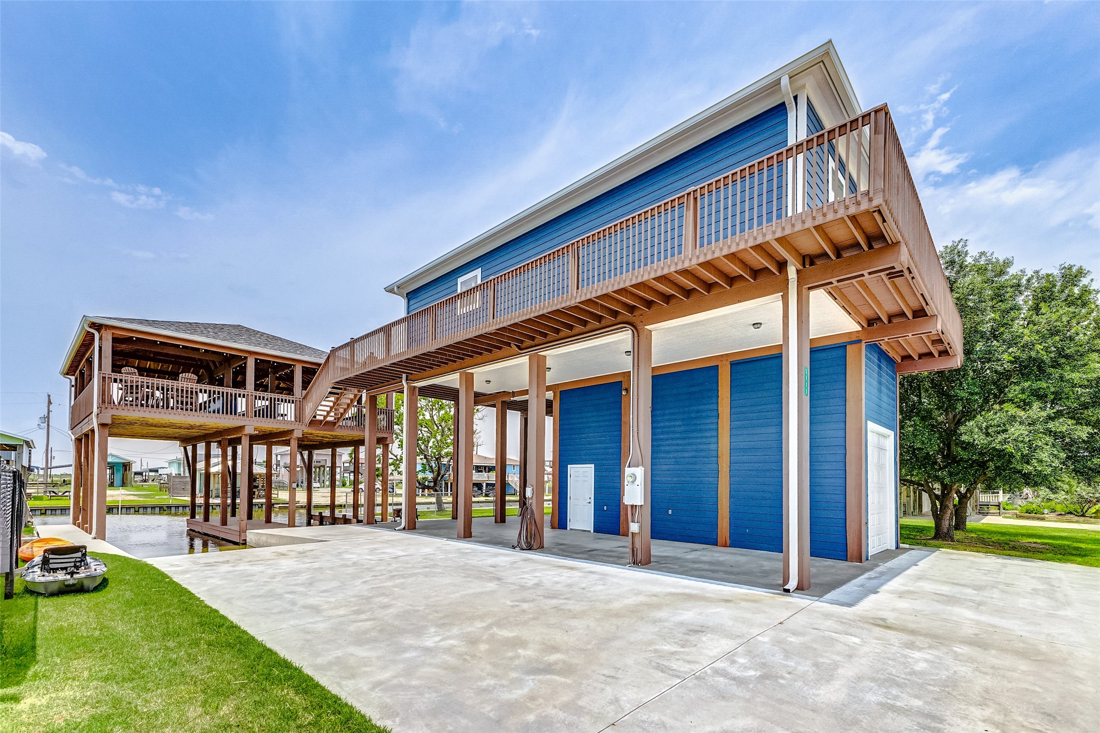 1111 HELEN DOWDY, Crystal Beach, TX, 77650 | 83273851 | Realty Texas LLC