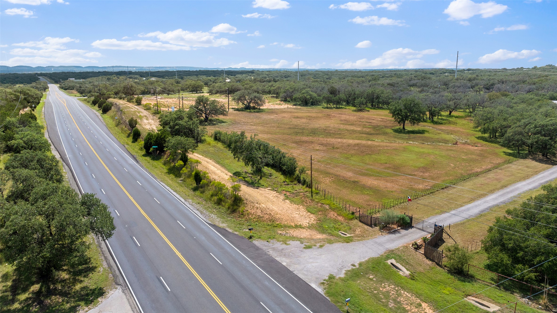 2631 N US Hwy 281, Johnson City, TX, 78636 | 2910988 | Realty Texas LLC