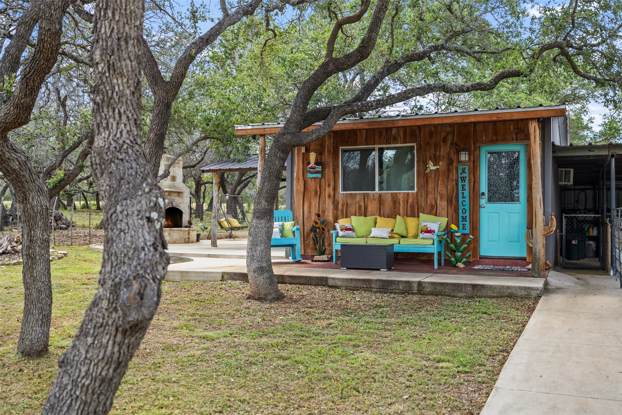 2631 N US Hwy 281, Johnson City, TX, 78636 | 2910988 | Realty Texas LLC