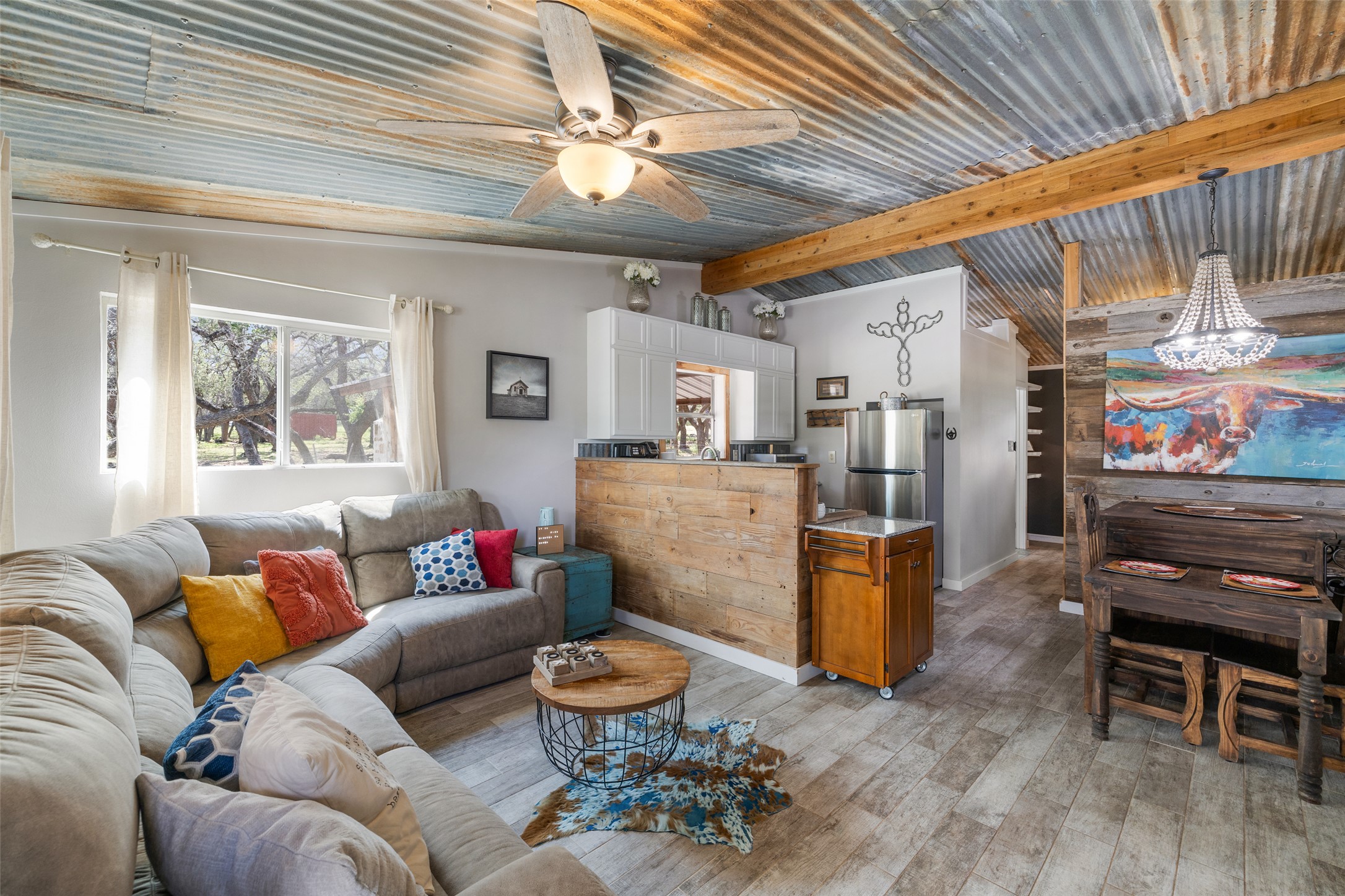 2631 N US Hwy 281, Johnson City, TX, 78636 | 2910988 | Realty Texas LLC