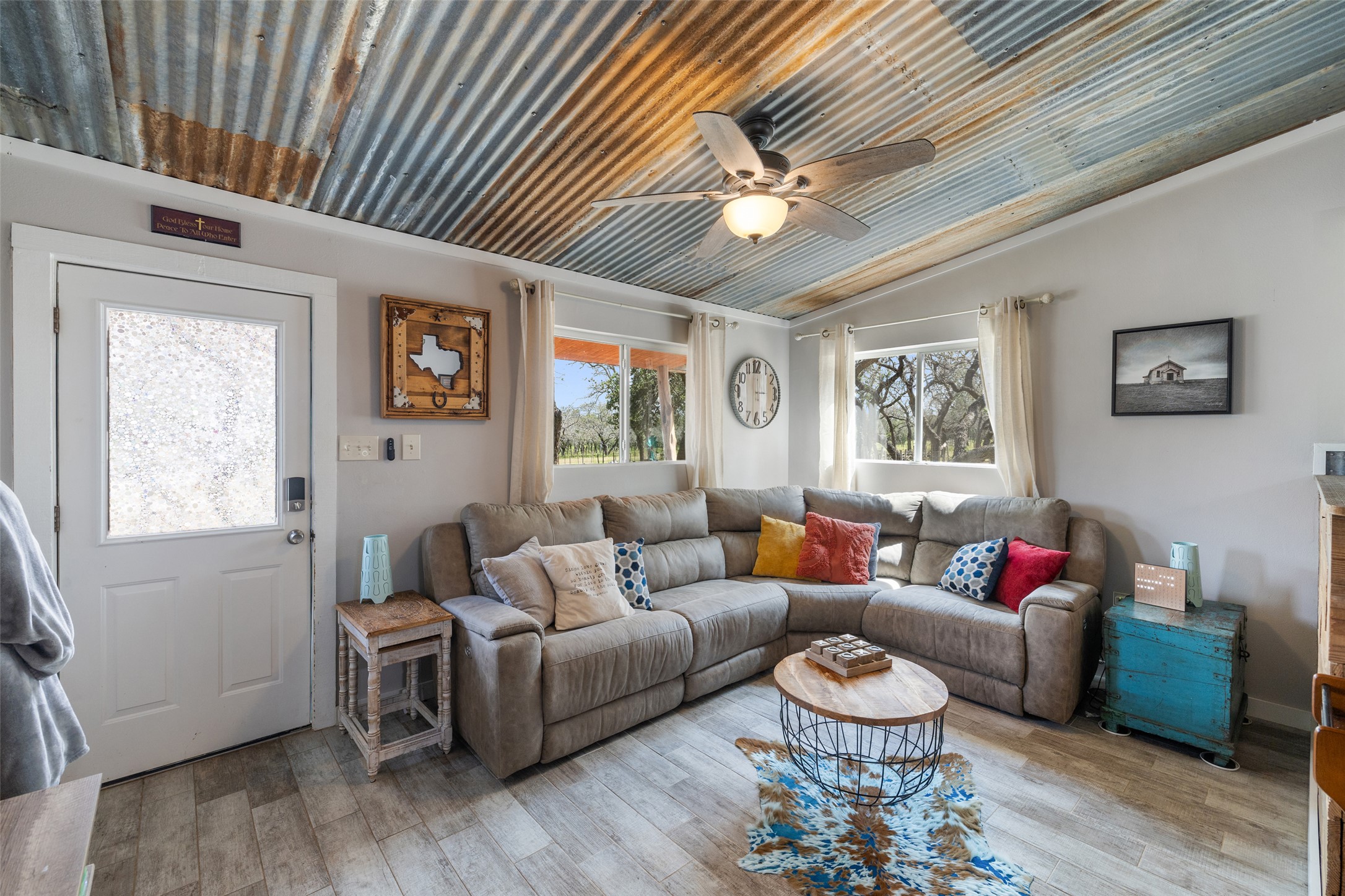 2631 N US Hwy 281, Johnson City, TX, 78636 | 2910988 | Realty Texas LLC