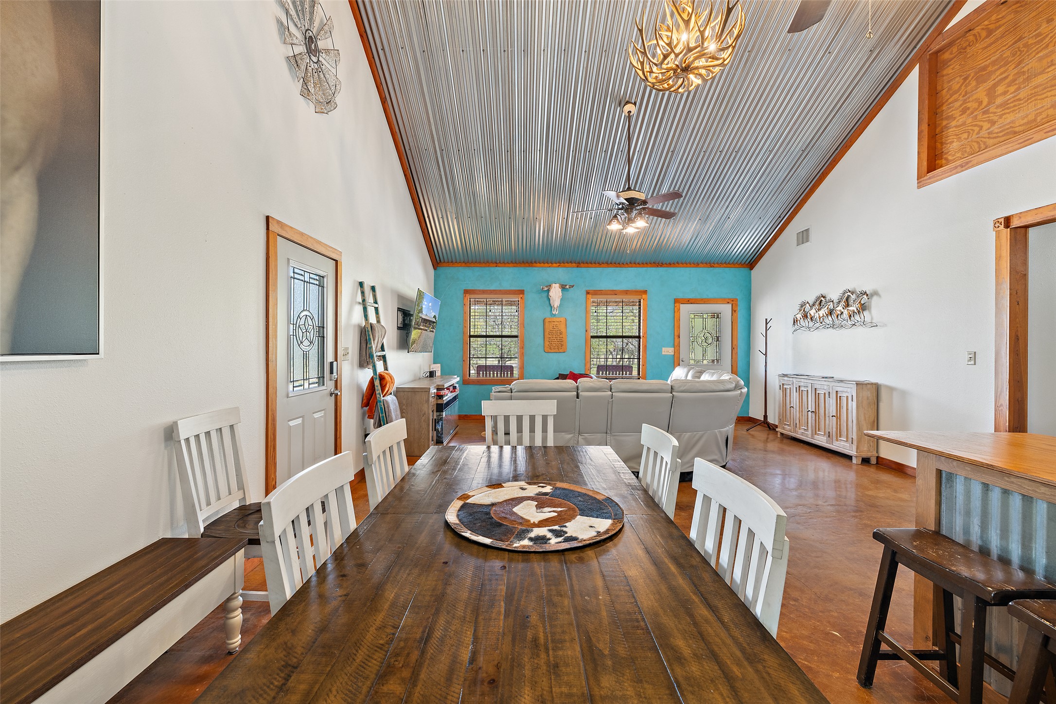 2631 N US Hwy 281, Johnson City, TX, 78636 | 2910988 | Realty Texas LLC