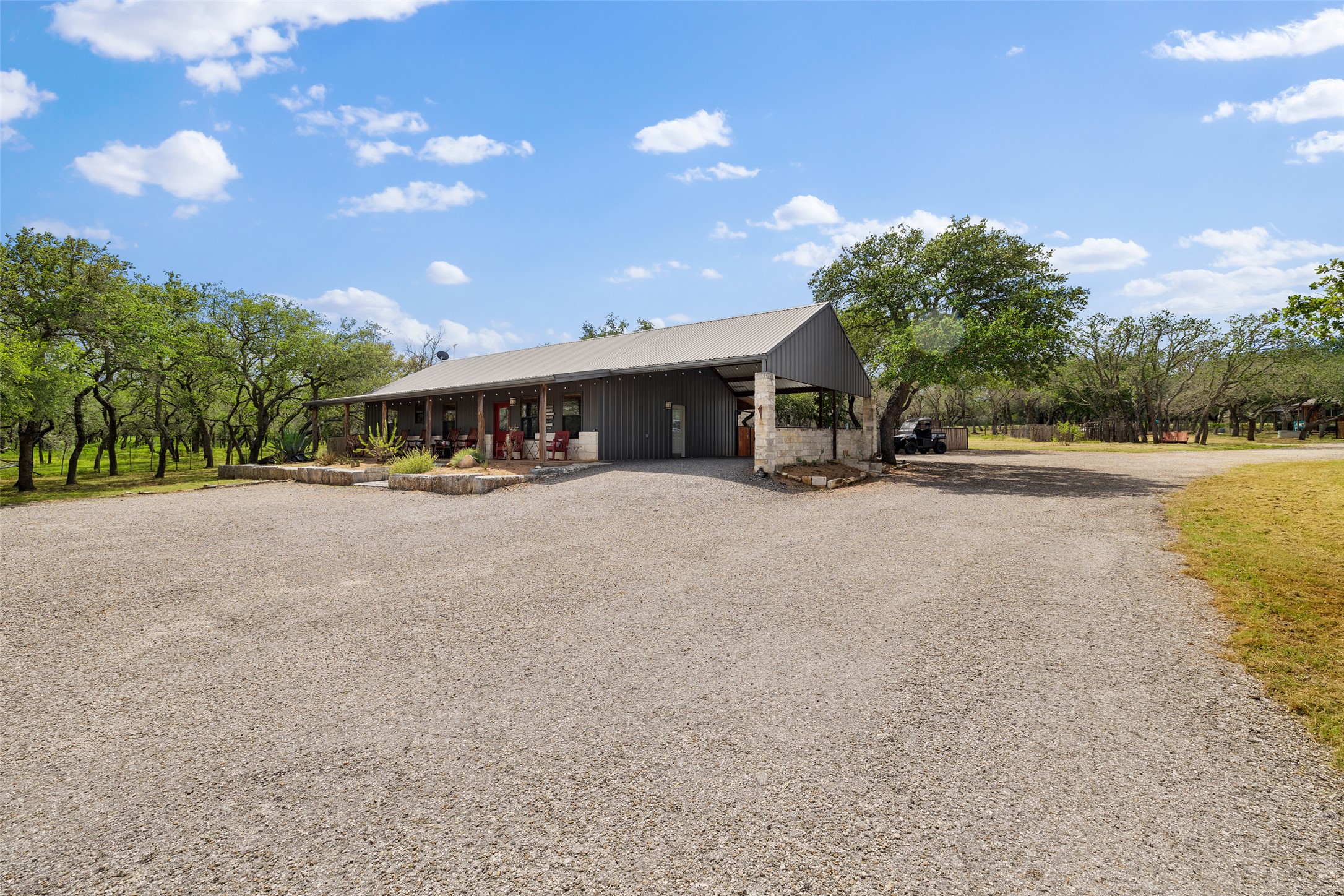 2631 N US Hwy 281, Johnson City, TX, 78636 | 2910988 | Realty Texas LLC