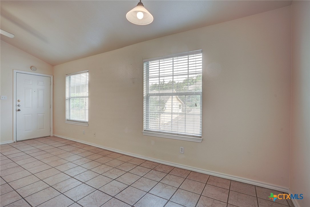 427 Lindsey Street 123 , San Marcos, TX, 78666 | 582562 | Realty Texas LLC
