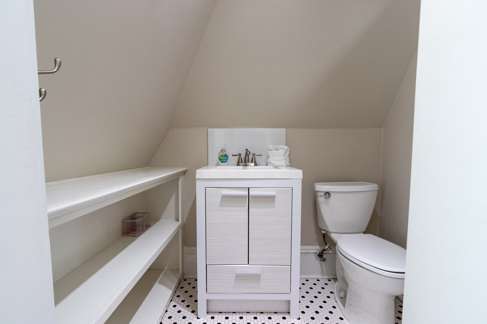1905 Avenue M 1/2, Galveston, TX, 77550 | 74383917 | Realty Texas LLC